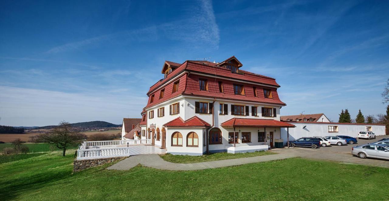 Hotel Stamberk Naceradec Esterno foto
